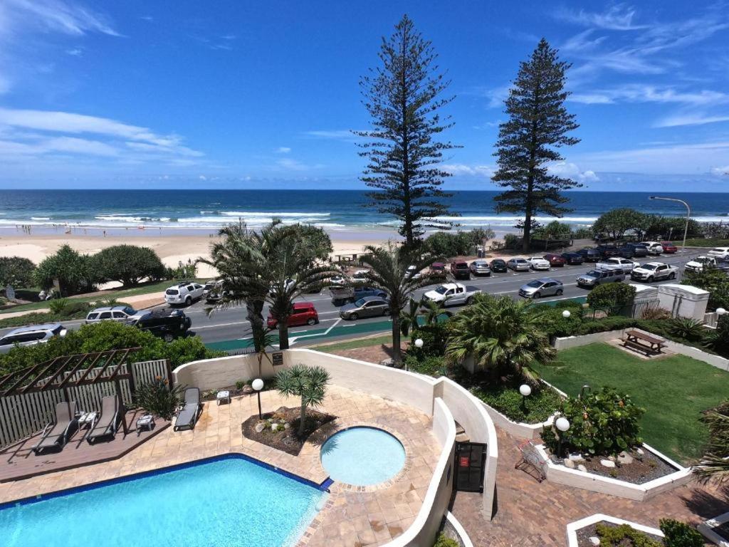 Deluxe Two Bedroom Apartment With Ocean Views Coolum Beach Exterior foto